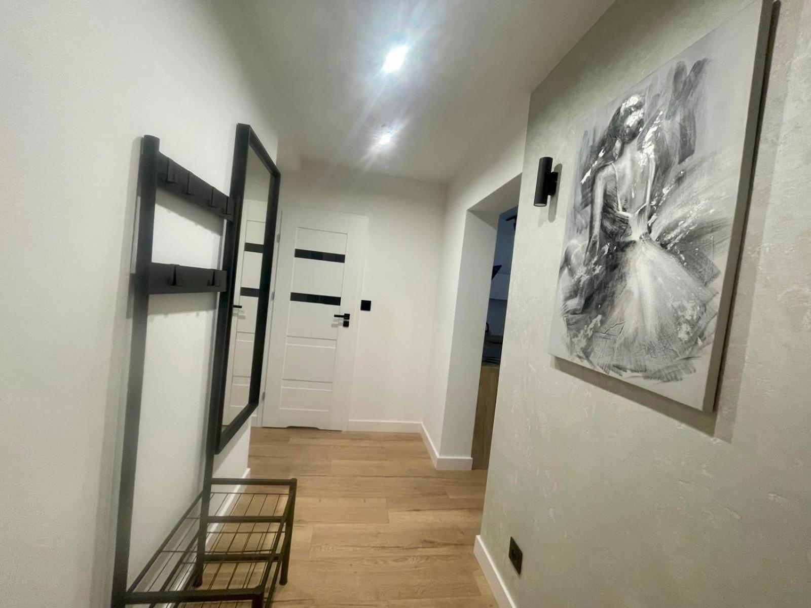 Barona Lägenhet Tychy Exteriör bild