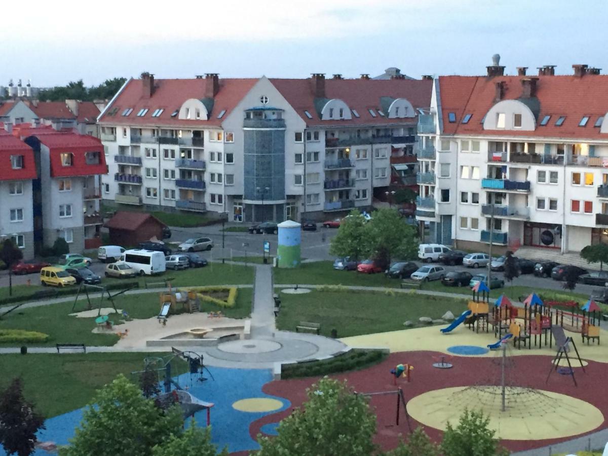 Barona Lägenhet Tychy Exteriör bild